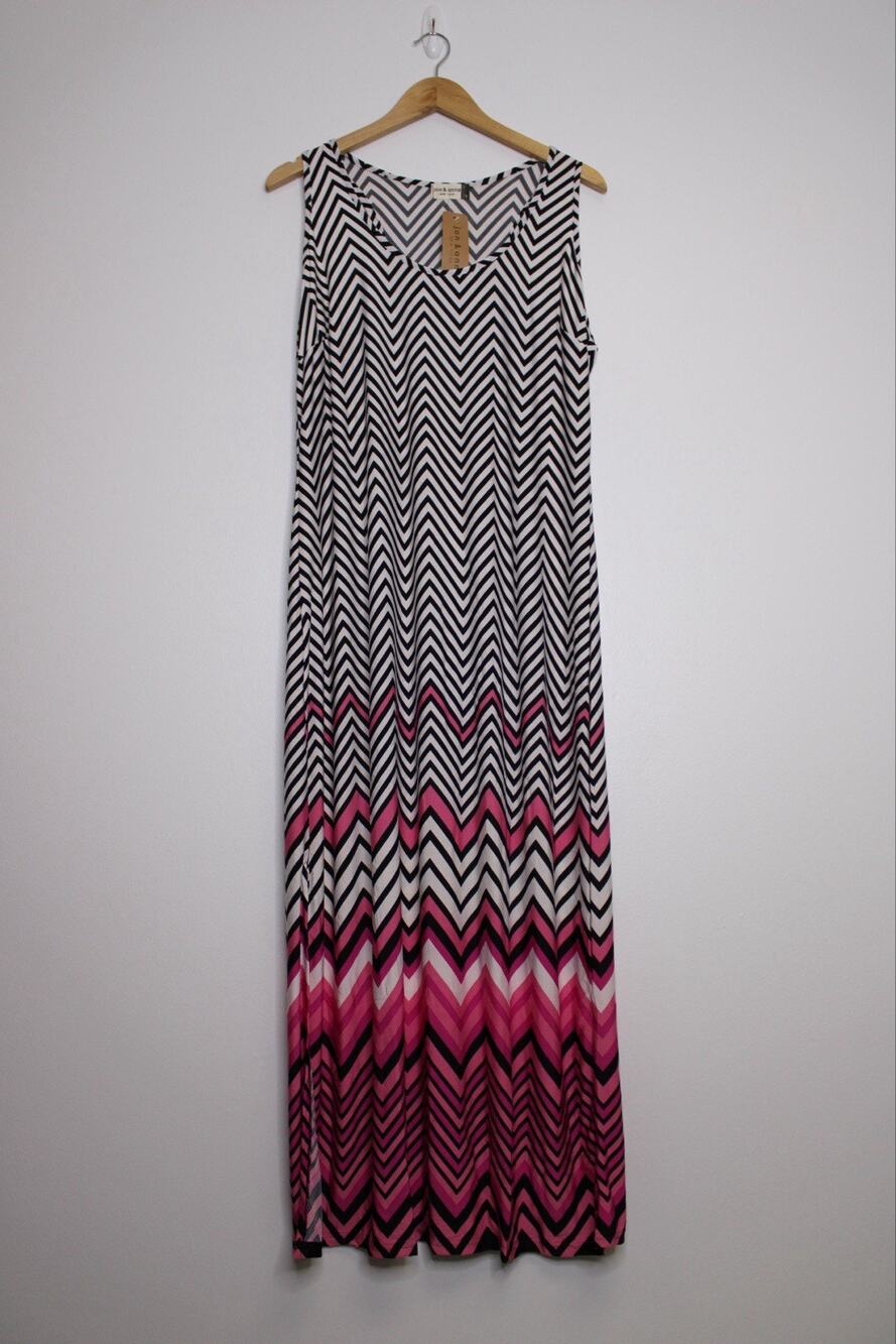 Jon & Anna NWT Maxi Racerback Dress Black White Pink Chevron Striped - Size 1X
